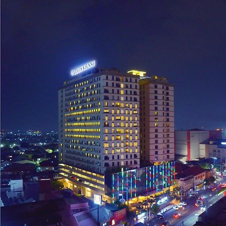 Louis Kienne Hotel Pemuda Семаранг Экстерьер фото