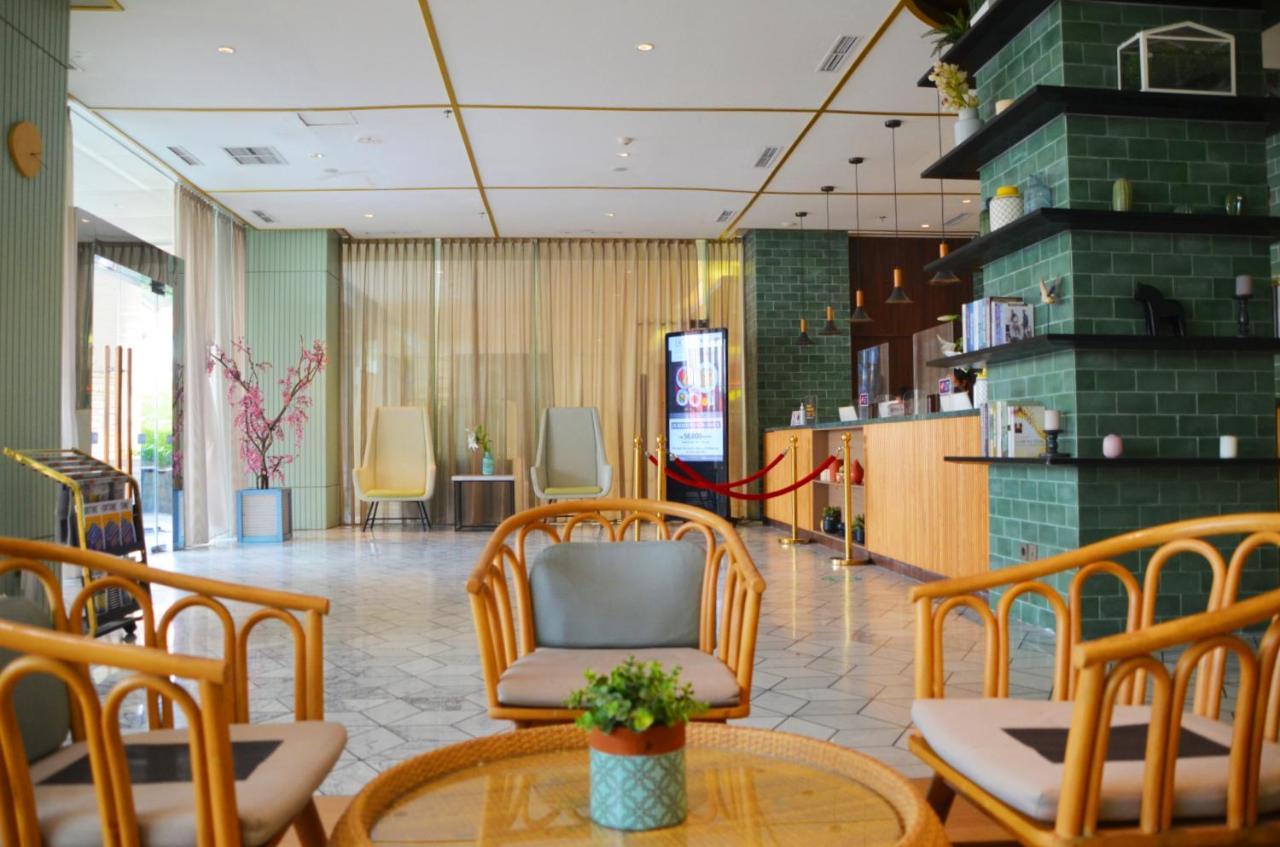 Louis Kienne Hotel Pemuda Семаранг Экстерьер фото