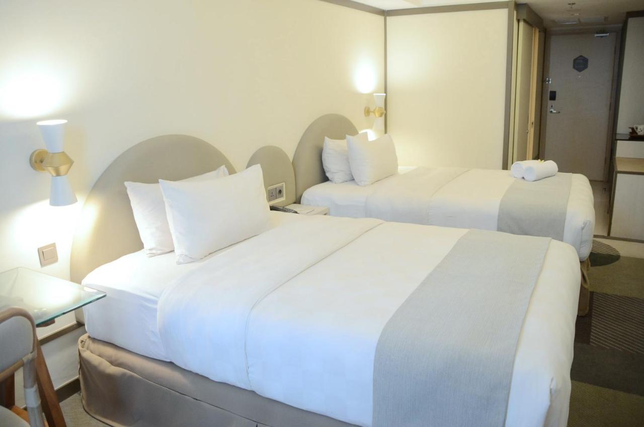 Louis Kienne Hotel Pemuda Семаранг Экстерьер фото