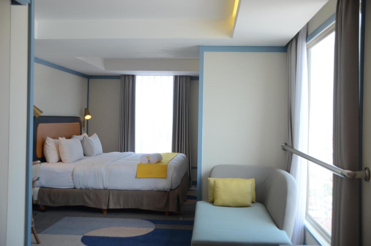 Louis Kienne Hotel Pemuda Семаранг Экстерьер фото