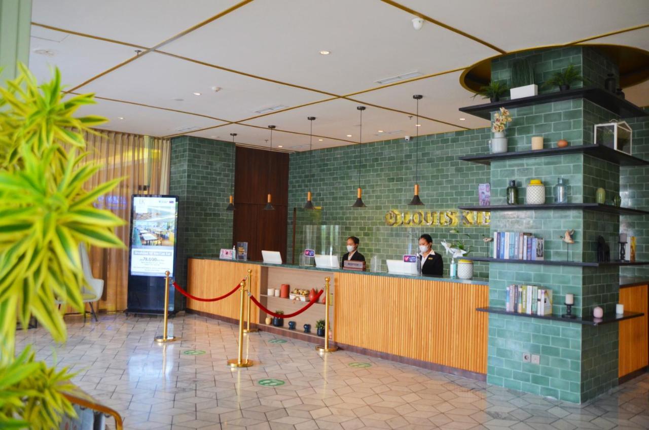 Louis Kienne Hotel Pemuda Семаранг Экстерьер фото