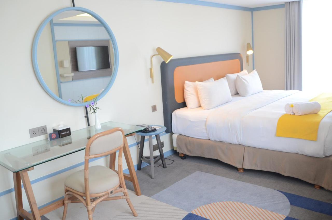 Louis Kienne Hotel Pemuda Семаранг Экстерьер фото